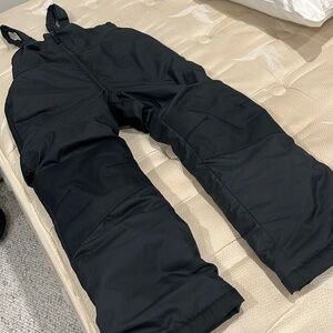 Like new bin snowpants